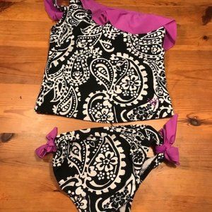 2 BATHING SUITS -GIRLS 7-8